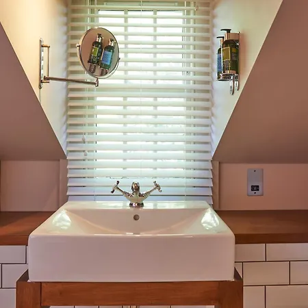 Du Vin&bistro Hotel 4*