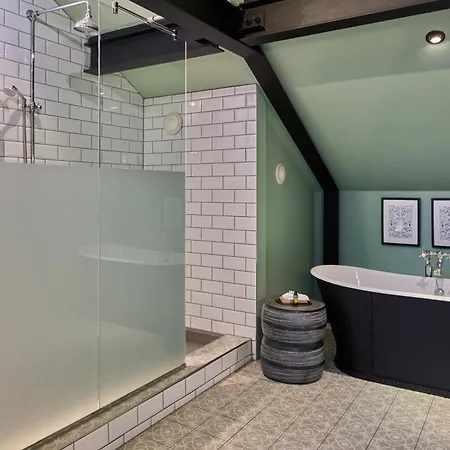 Szálloda Du Vin & Bistro 4*
