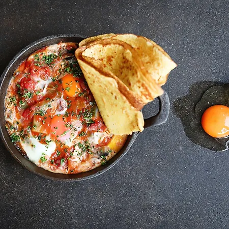 Du Vin&bistro Hotel 4*